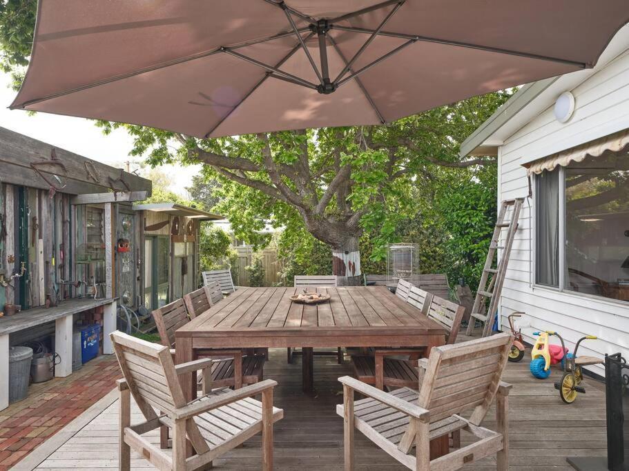 Warraburra Beach Shack, Rosebud - Entire House And Your Own Private Beach Box! Villa Eksteriør billede