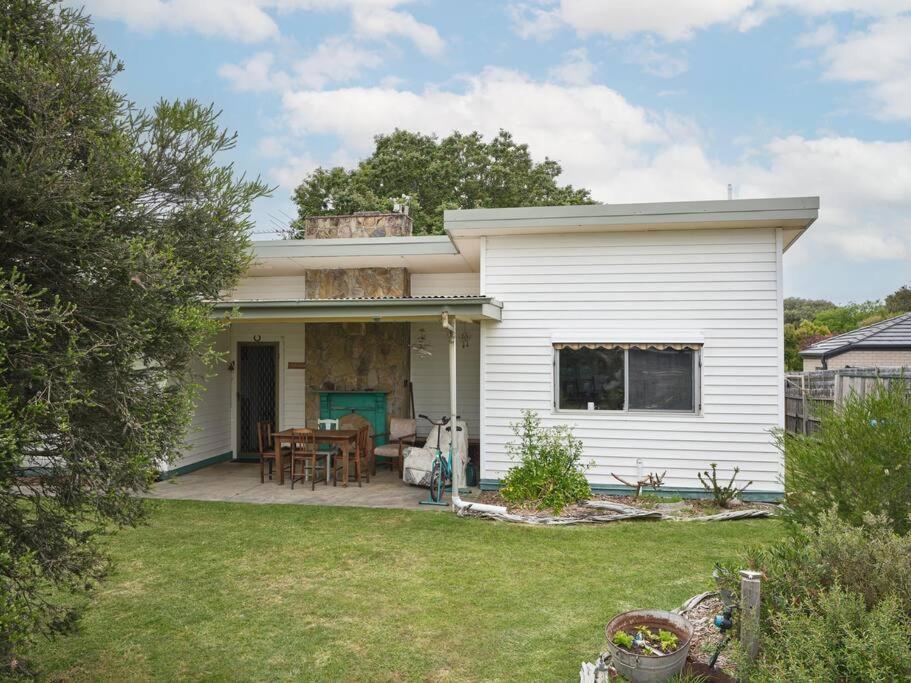 Warraburra Beach Shack, Rosebud - Entire House And Your Own Private Beach Box! Villa Eksteriør billede